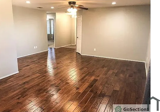 4 bed, 2038 sqft, $3,700 — Photo 3