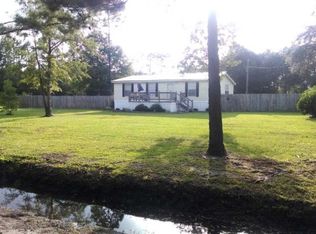 711 Hope Rd, Waynesville, GA 31566