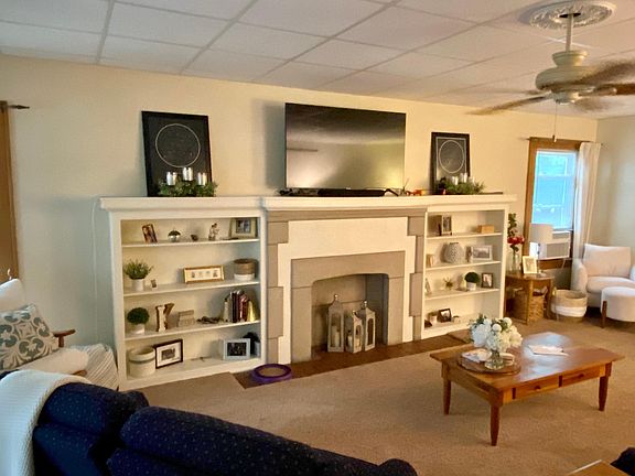 2nd image of 1045 W 6th St Floor 2