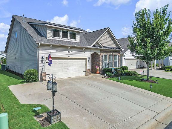 2nd image of 226 Northwild Dr