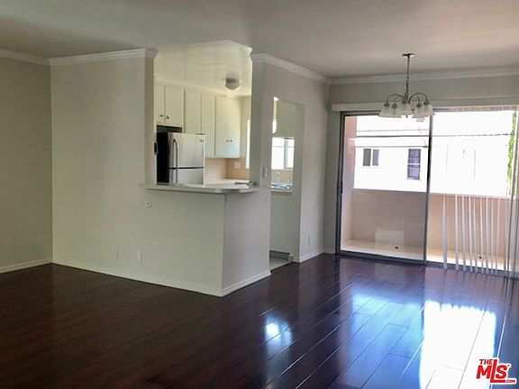 3rd image of 1420 S Bedford St APT 205
