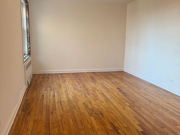 2nd image of 139-9 84th Dr #611