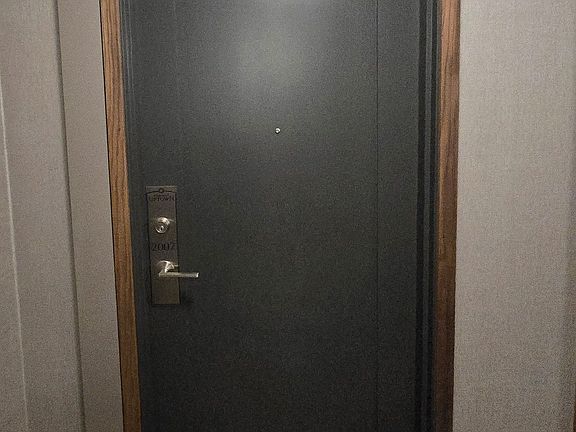 4th image of 5025 Four Springs Ave #2007