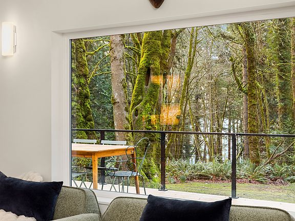 5th image of Toe Jam Hill Rd NE