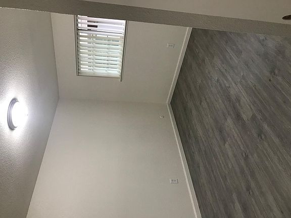 2nd image of 4715 E McKinley Ave APT 202