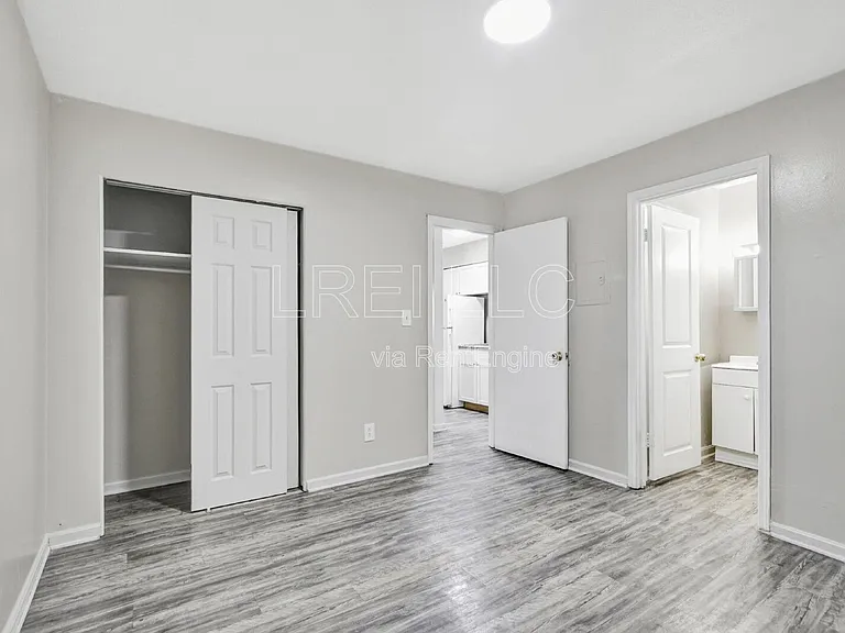 4311 Norbrook Dr #4 — Photo 4