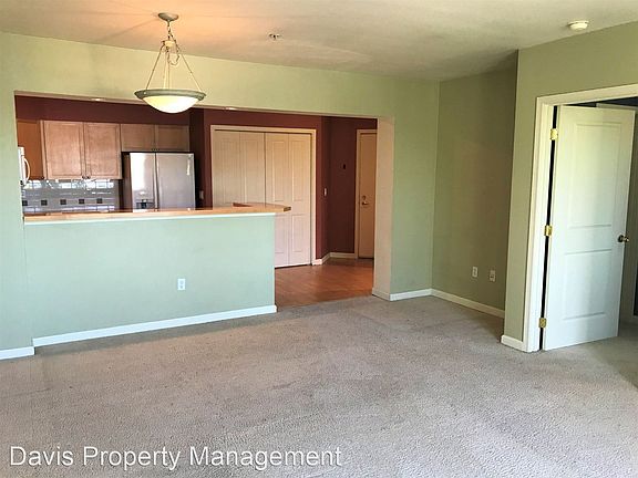 5th image of 1525 NW 57th St Unit 628