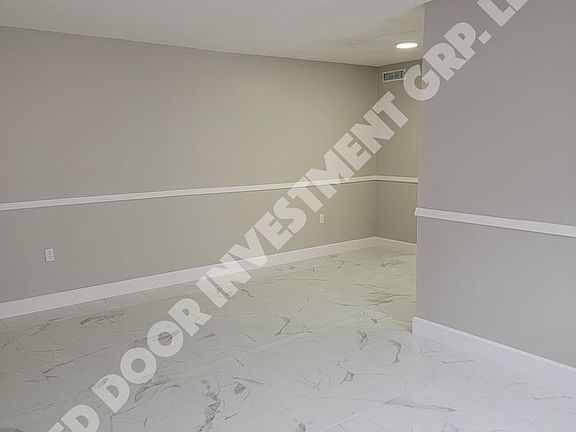 3rd image of 955 Knox McRae Dr APT 4