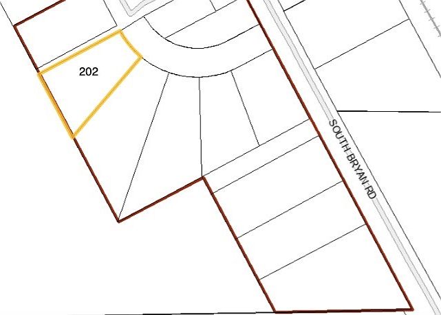 2nd image of 202 S Dickie Ave