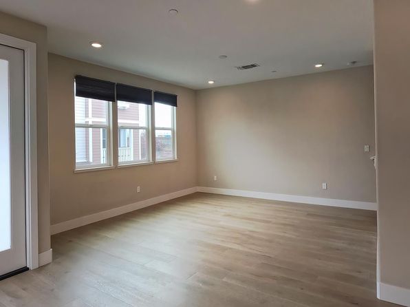 47 Tidal Way, San Mateo, CA 94401