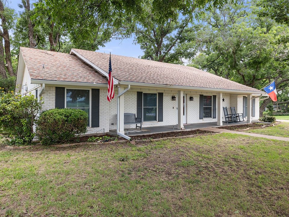 1st image of 1828 Long Creek Ct