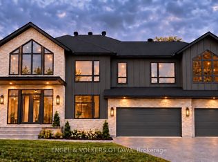 428 Ashbee Ct, Ottawa, ON K4M0B2