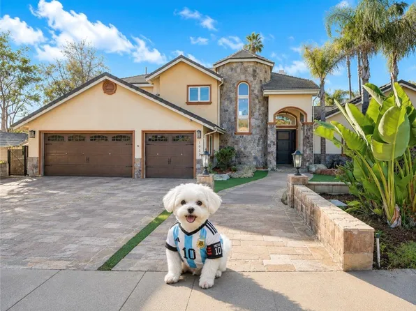 1025 N Horseshoe Bnd, Walnut, CA 91789
