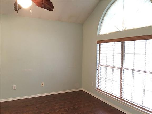 2nd image of 4108 Maryanne Pl