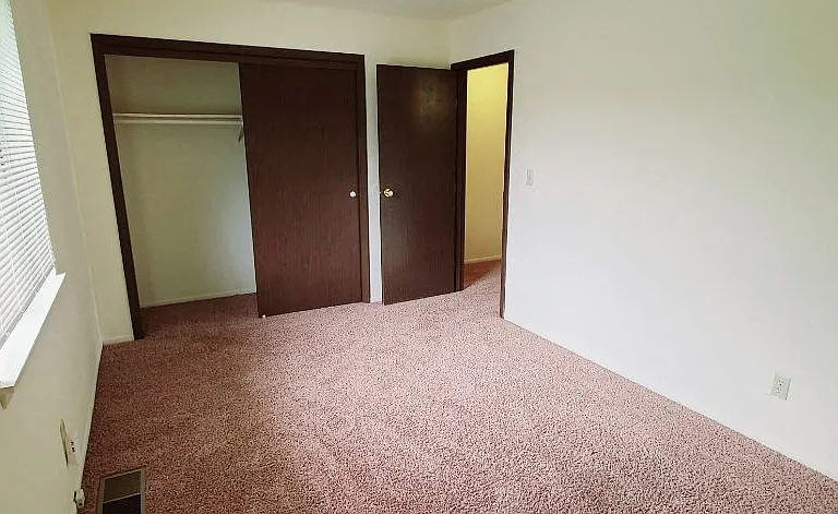 Kimberly Club Apartments — Photo 181