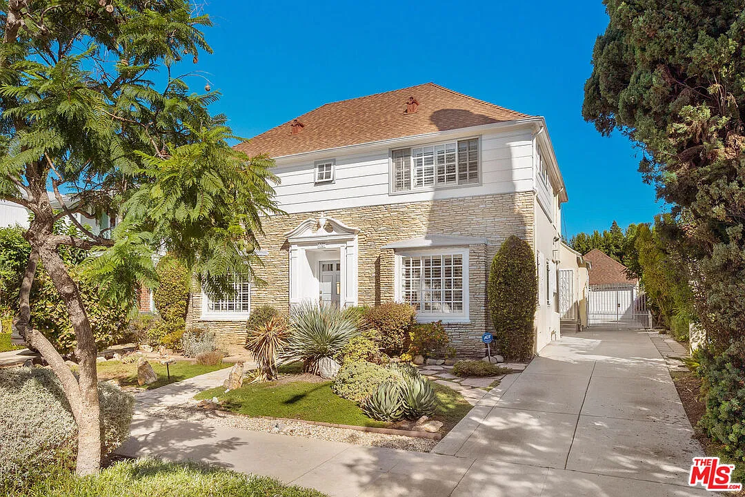 4 bed, 4.0 bath, 3127 sqft, $12,000 — Photo 3