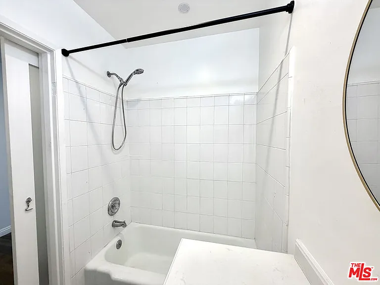 250 Linden Ave #201 — Photo 19