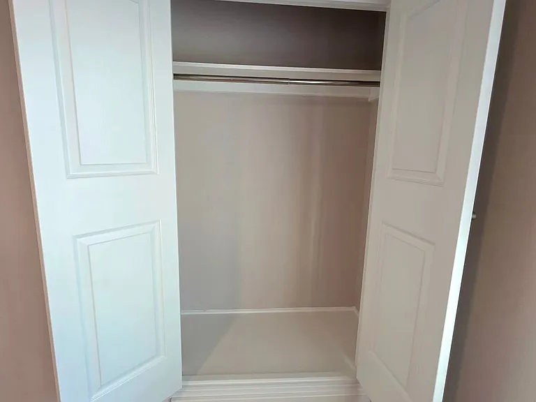 226 Antrim Dr — Photo 24