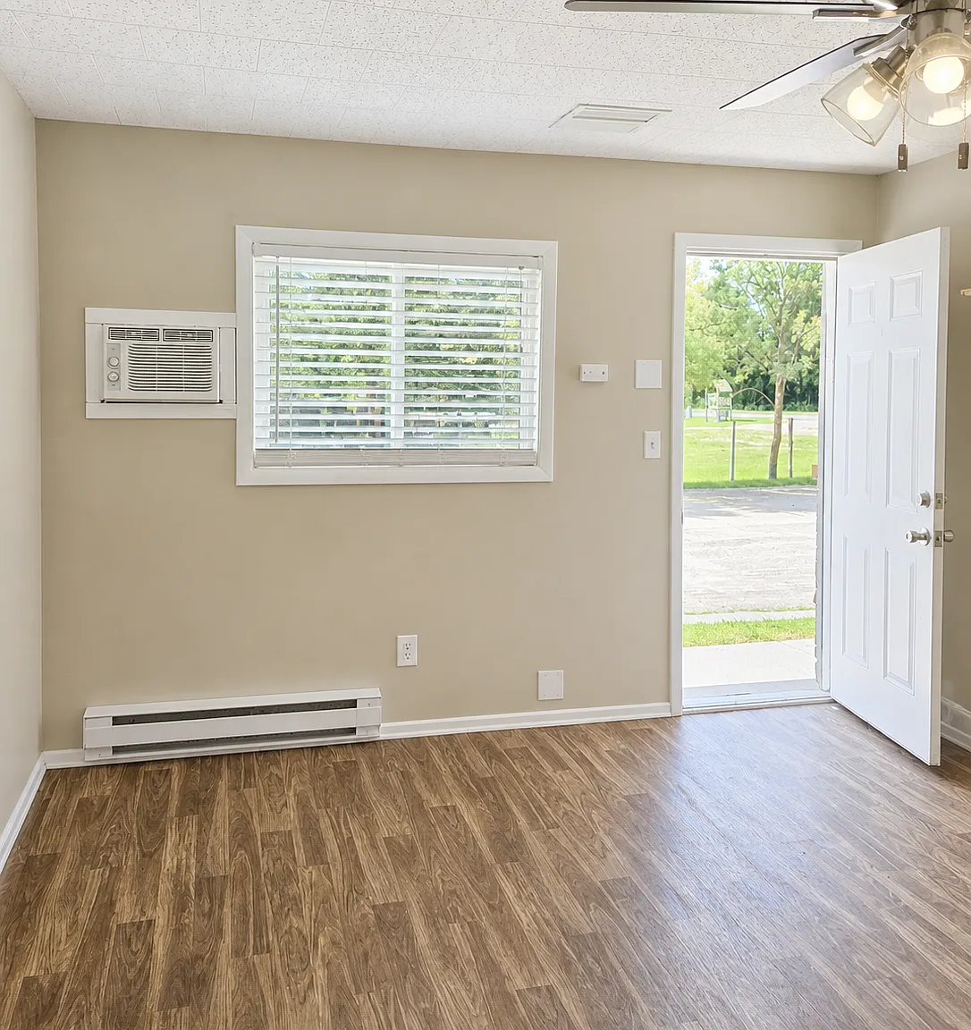 Lake Ripley Apartments — Photo 3