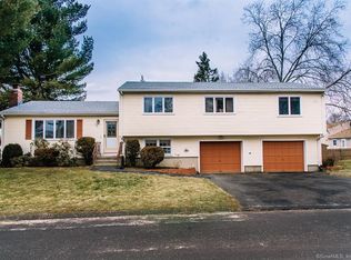 261 Hickory Hill Dr, Waterbury, CT 06708