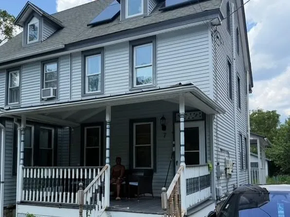7 Edward St, Lumberton, NJ 08048