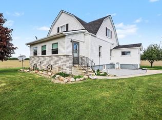 2798 N Tower Beach Rd, Pinconning, MI 48650