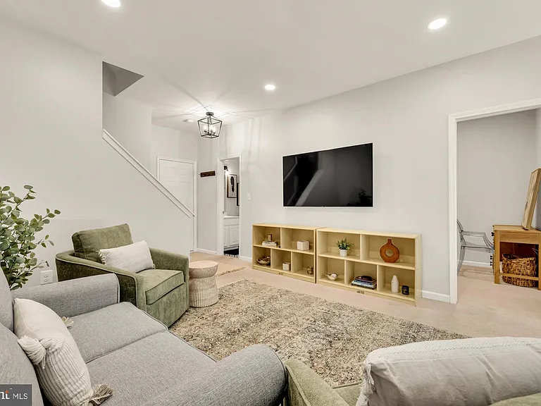 6747 Applemint Ln — Photo 39