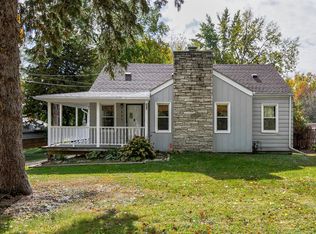 1607 Pioneer Rd, Des Moines, IA 50320