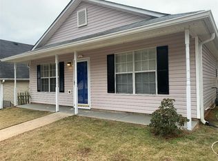 131 Oak Cir, Stockbridge, GA 30281