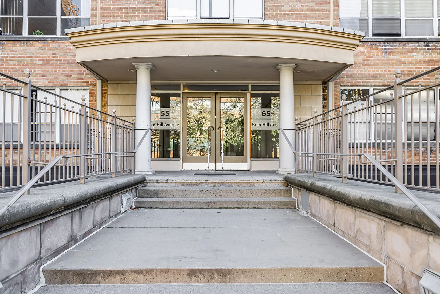 655 Briar Hill Ave #1 photo 1