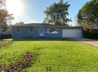 105 Ennis Ln, Urbana, IL