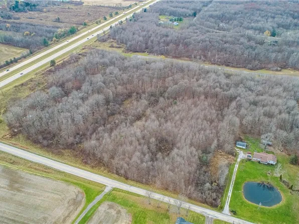Sexton Rd, Austinburg, OH 44010