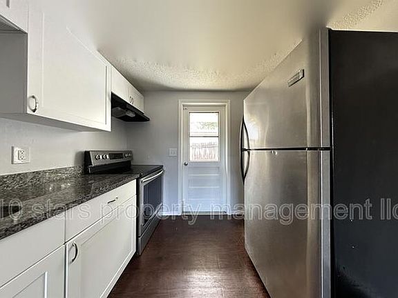 3rd image of 9415 Grandfield Rd #A