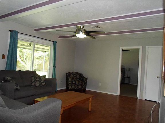 3rd image of 10502 Kirkhill Dr