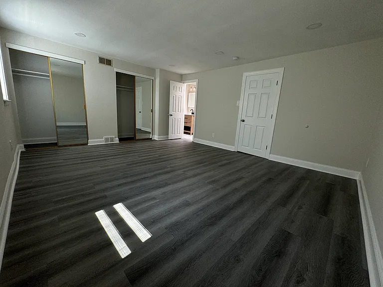 1633 Powell Rd — Photo 15