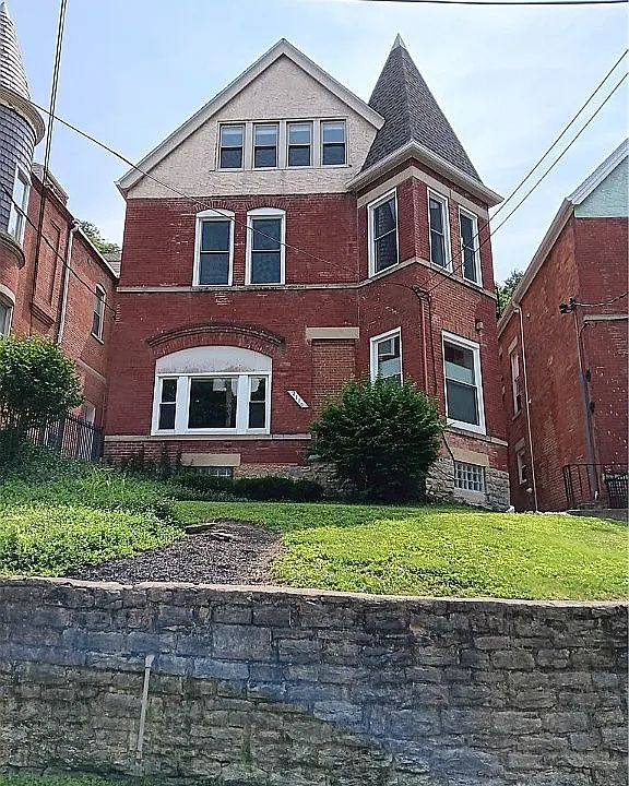 1st image of 2110 Fulton Ave APT 5