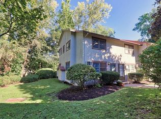 268 Divinity St APT 9, Bristol, CT 06010