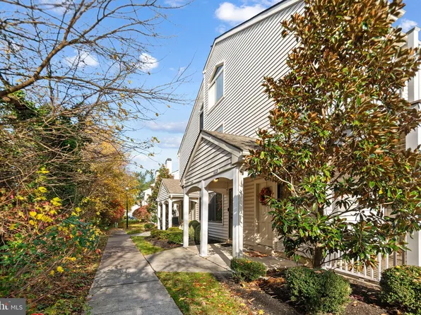 2204 Sandra Rd, Voorhees, NJ 08043