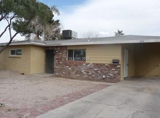 2113 Santa Rosa Dr, Las Vegas, NV 89104