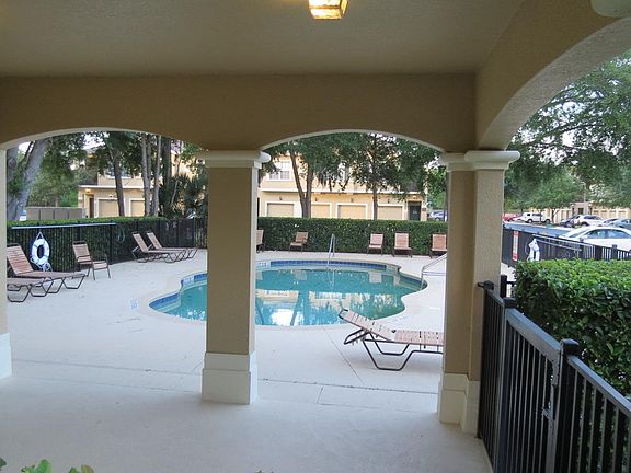 3rd image of 7011 Kirkland Way