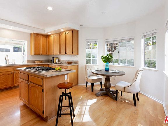 3rd image of 2640 Woodbury Dr