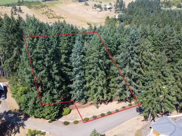 1823 Ridge View Dr, Sutherlin, OR 97479