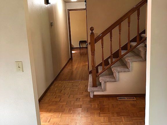 5th image of 20930 28th Ave W