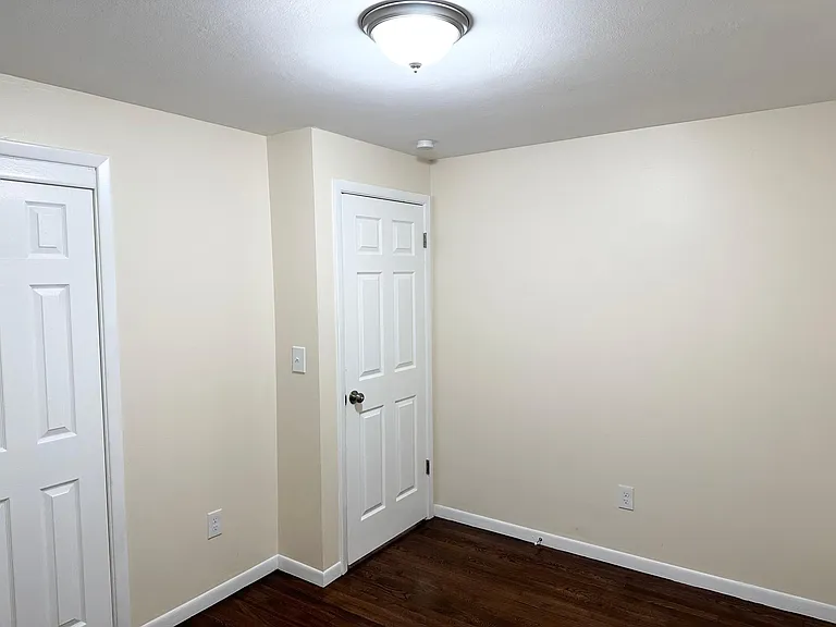 506 Merritt St #2 — Photo 45