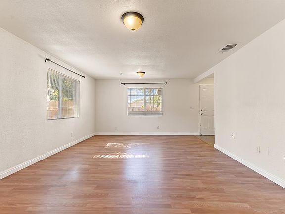 5th image of 3234 20th Ave
