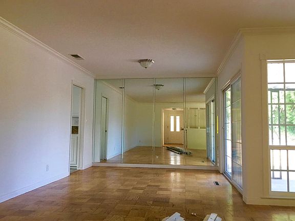 2nd image of 2906 N Lamer St