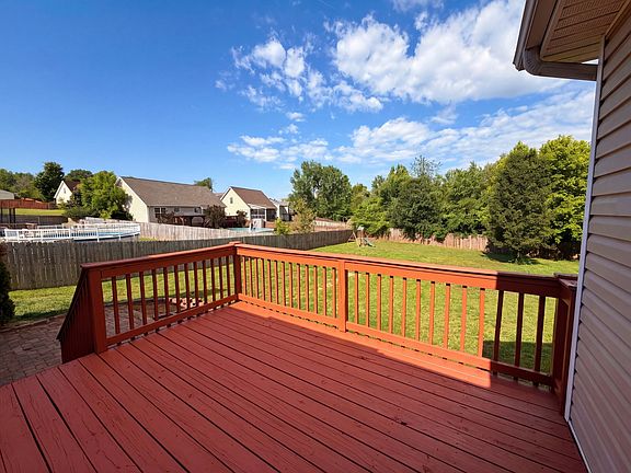 5th image of 1688 Cedar Springs Cir