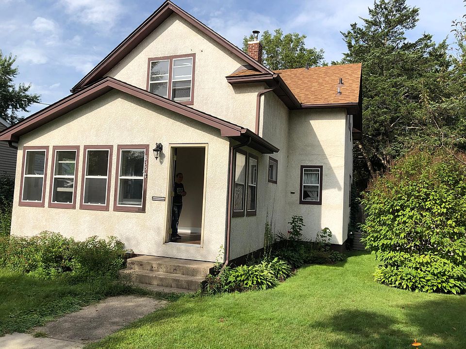 1st image of 835 McKinley Pl S