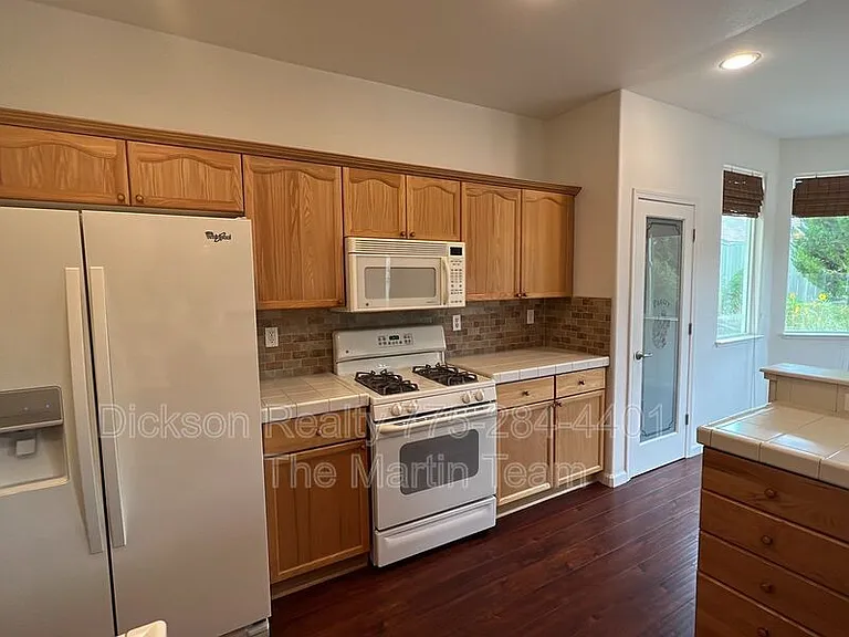 1720 Ornellaia Way — Photo 9