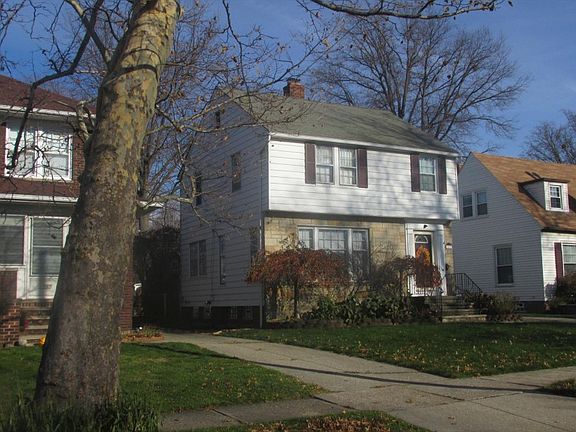 2nd image of 111 E 213th St